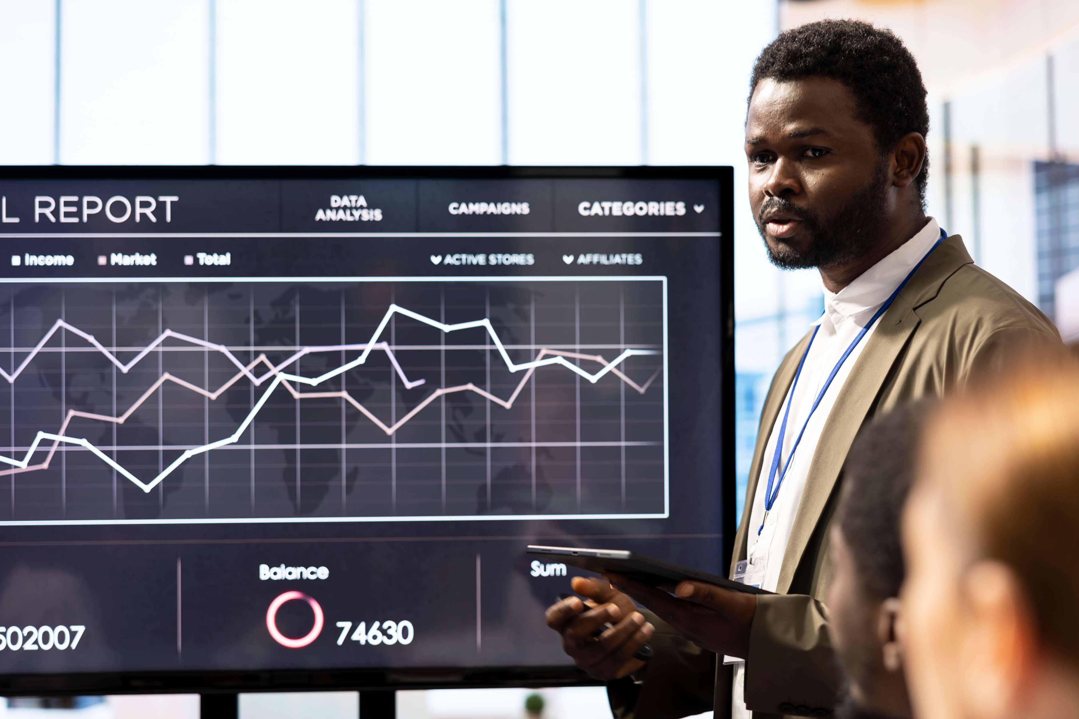 Smart Analytics in Networking: Turning Connections into Insights — Signify Insights