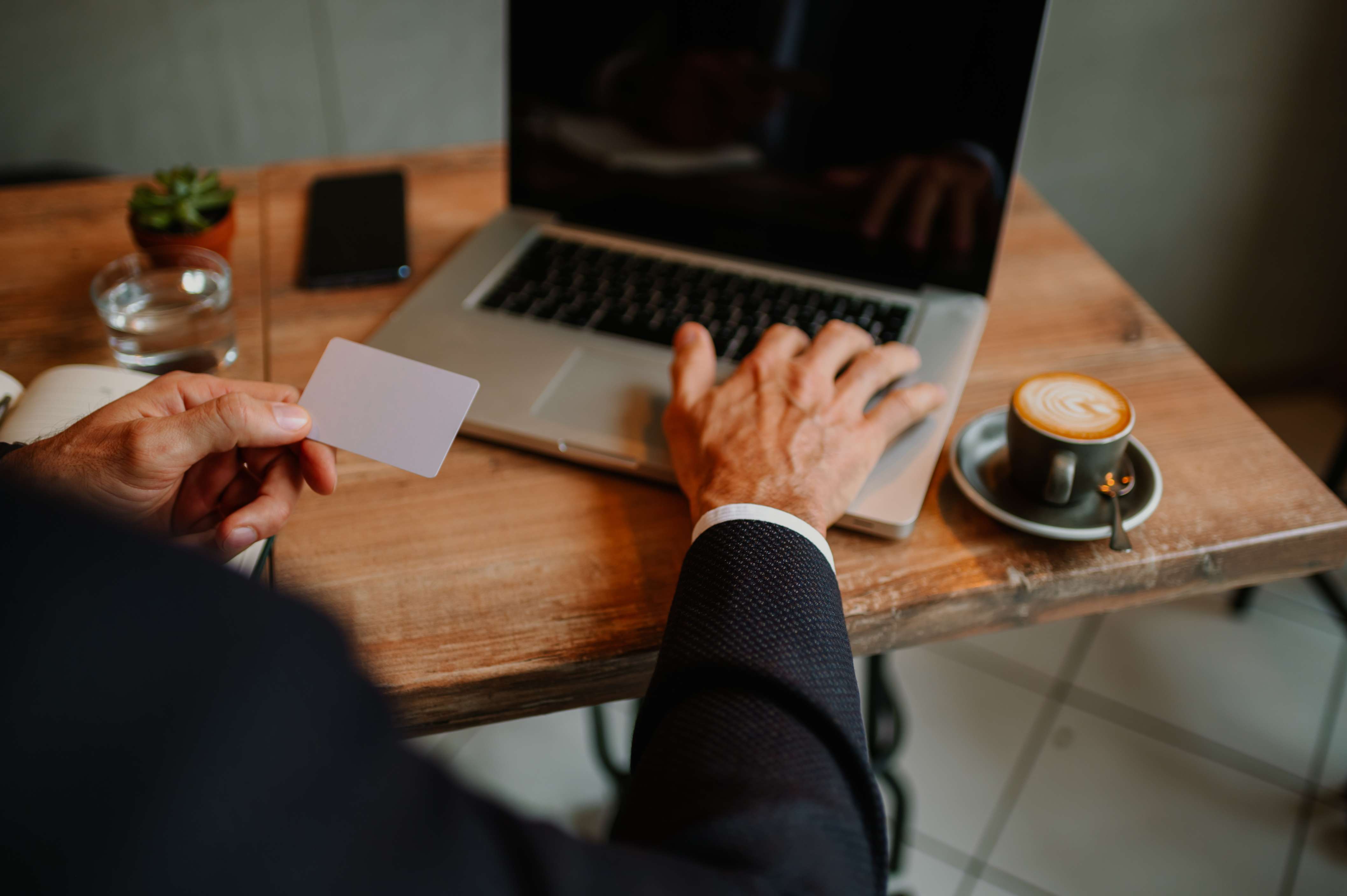 Digital Business Cards in Remote Hiring — Signify Insights