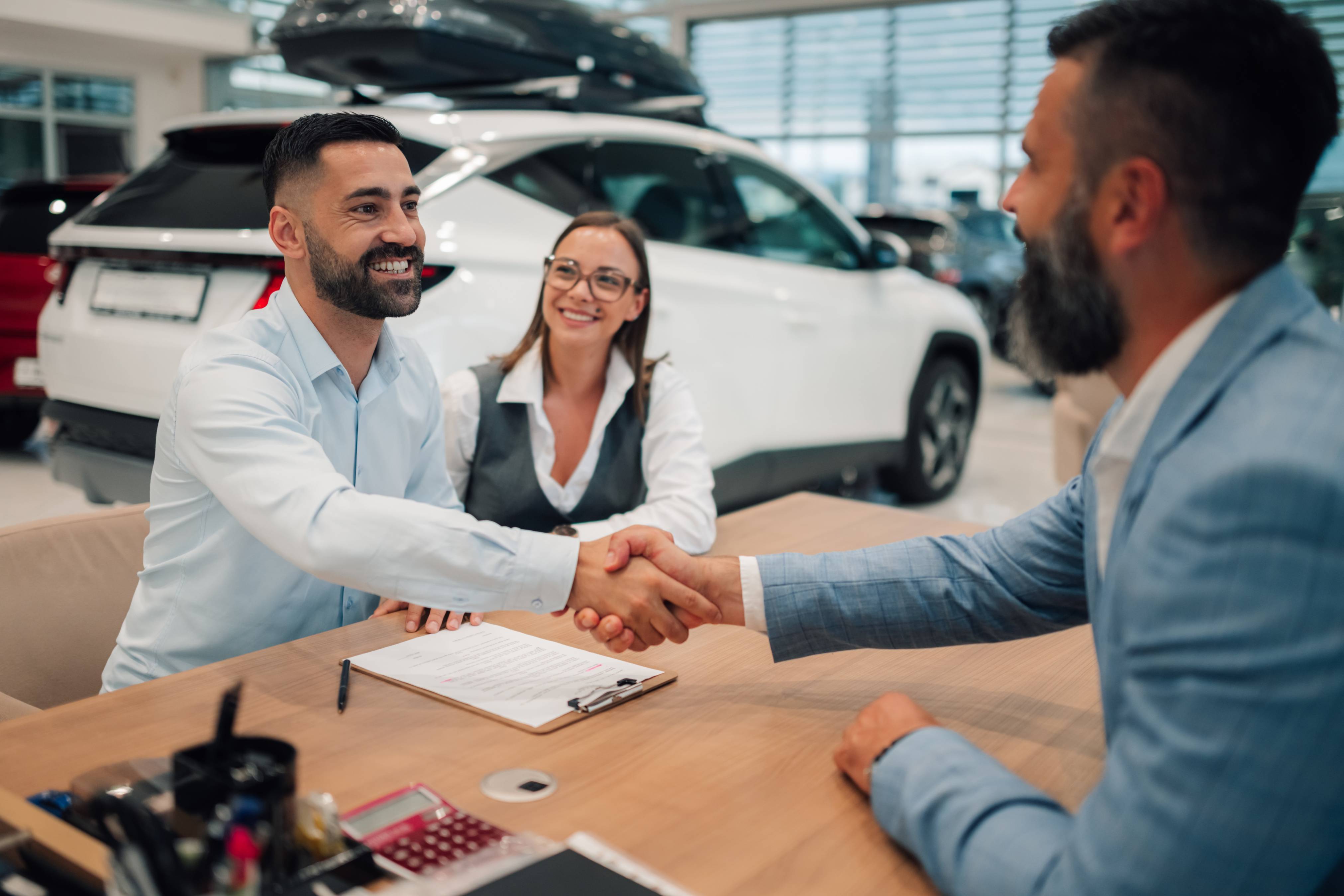 Close Deals Faster with Instant Contact Sharing — Signify Insights